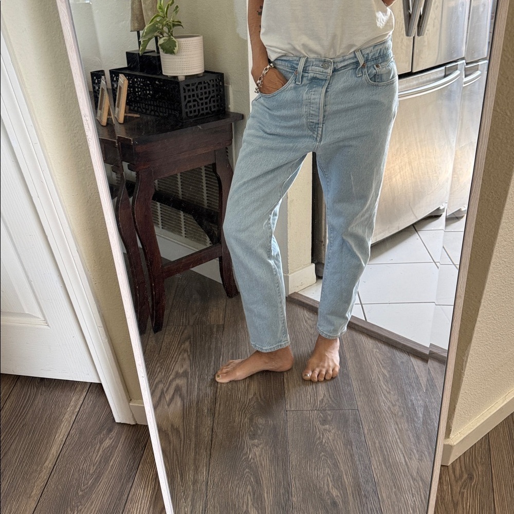 Vintage faded light blue Classic 501 Jeans size 28 - Picture 5 of 14